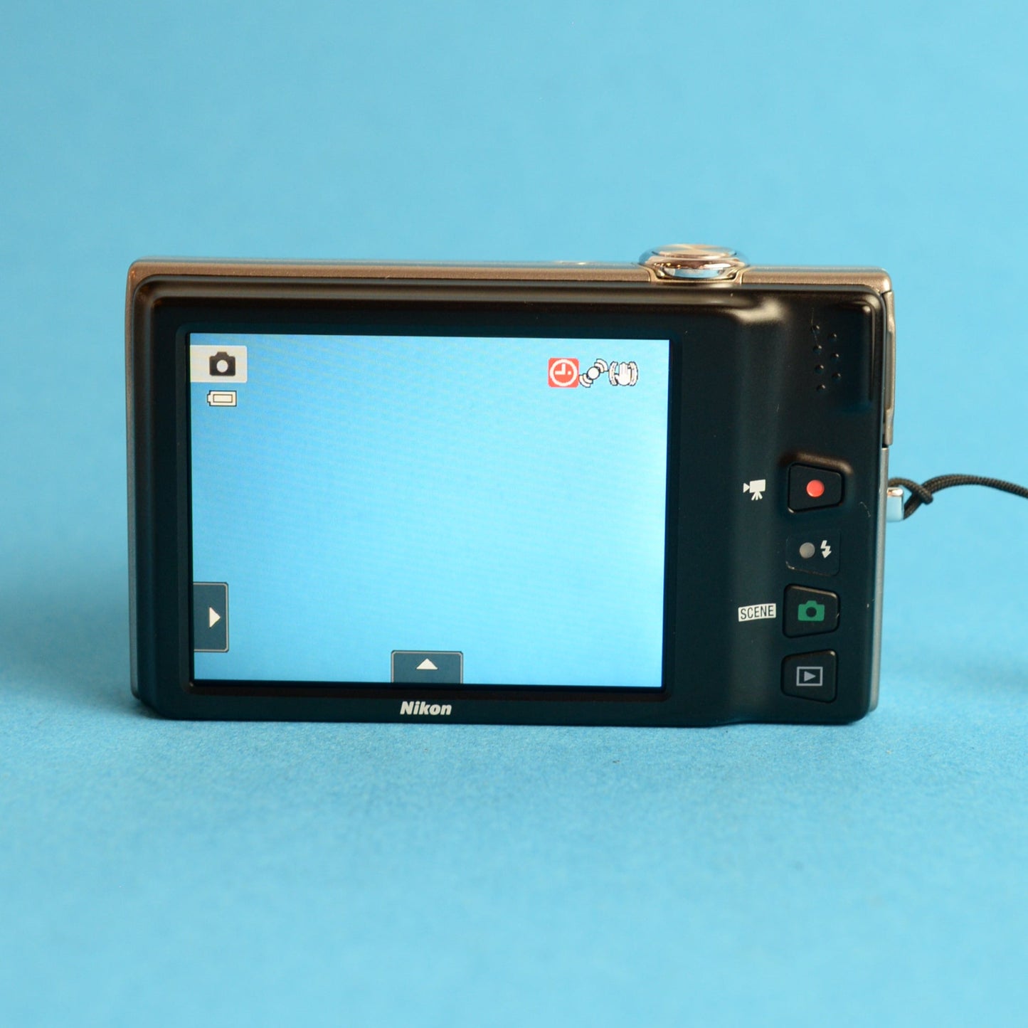 Nikon Coolpix S6100 Digital Camera | 16MP | Tested & Working | Silver