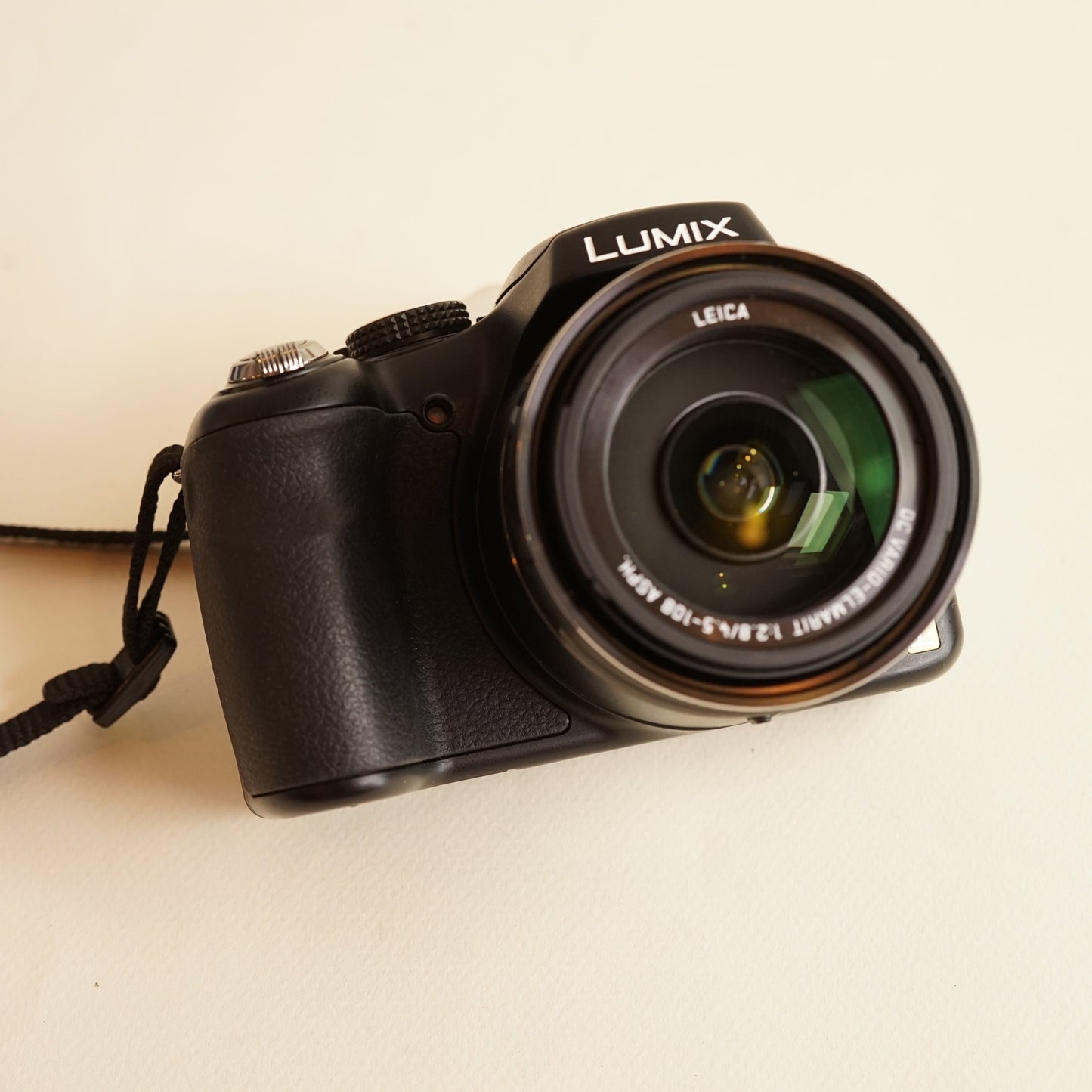 Panasonic Lumix DMC-FZ200 Digital Camera | 12.1MP | Tested & Working | Black