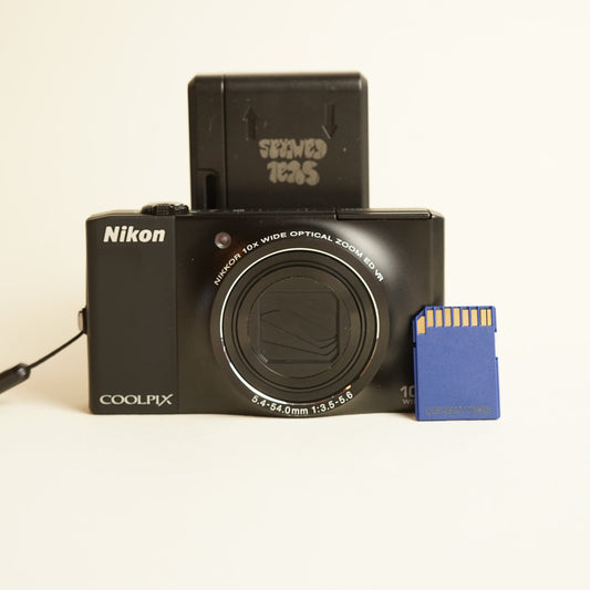 Nikon Coolpix S8000 Digital Camera | 14MP | Tested & Working | Black