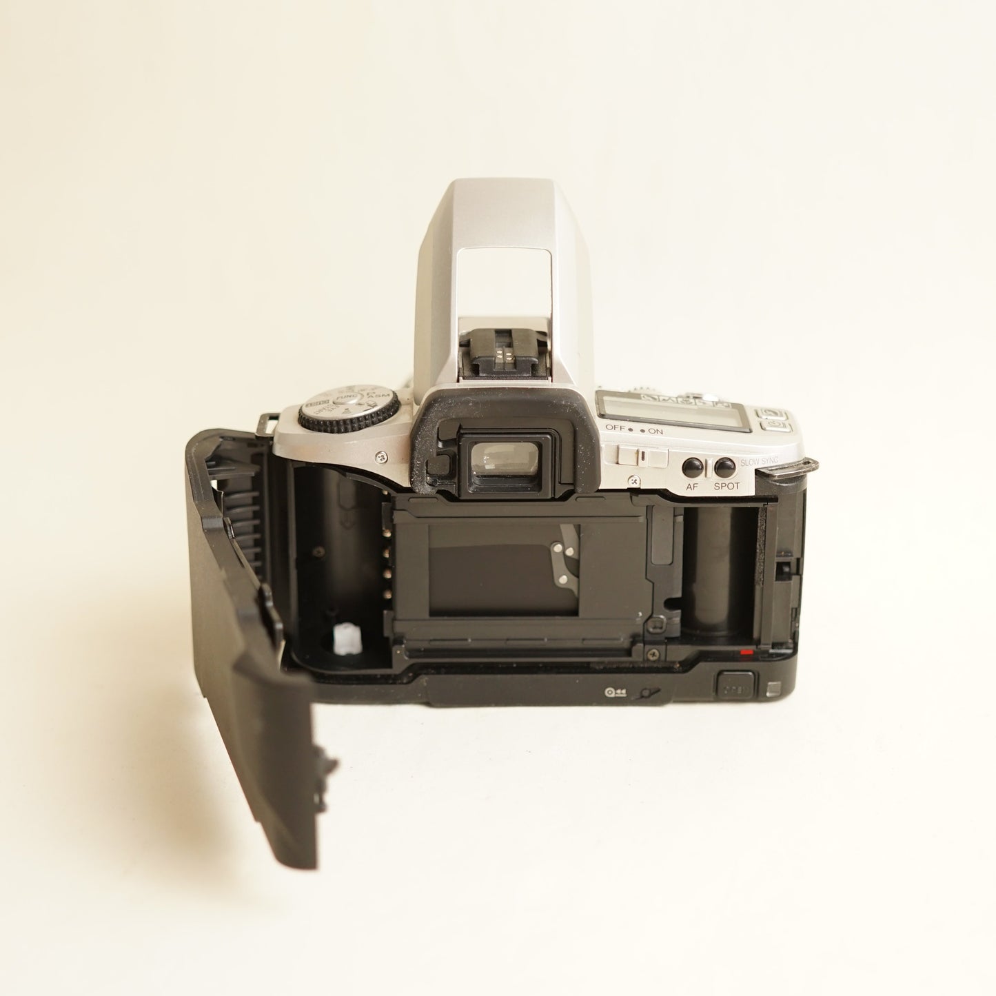 Minolta Maxxum 5 Film Camera | 35mm SLR | Tested & Working | Silver