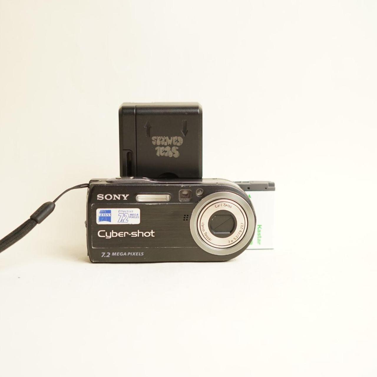 Sony Cyber-shot DSC-P150 Digital Camera | 7.2MP | Tested & Working 