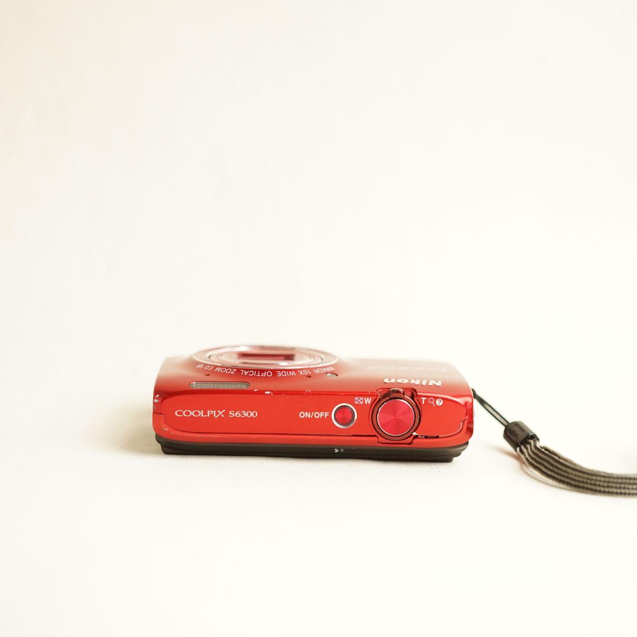 Nikon Coolpix S6300 Digital Camera | 16.0MP | Read Description | Red