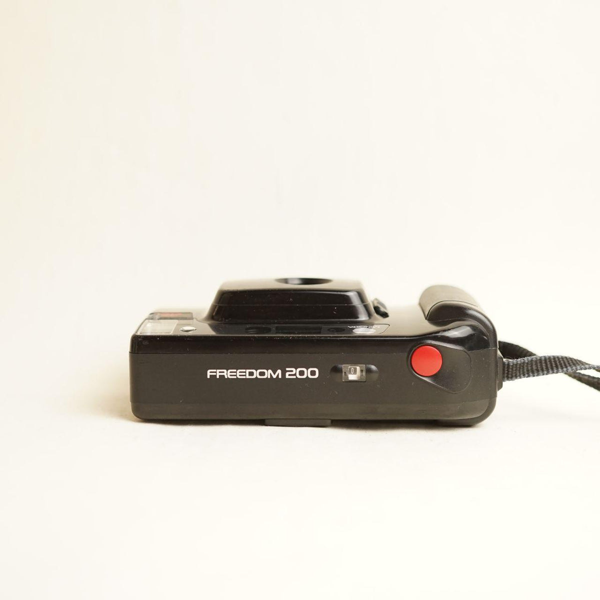 Minolta Freedom 200 Film Camera | 35mm Point & Shoot | Tested & Working | Black