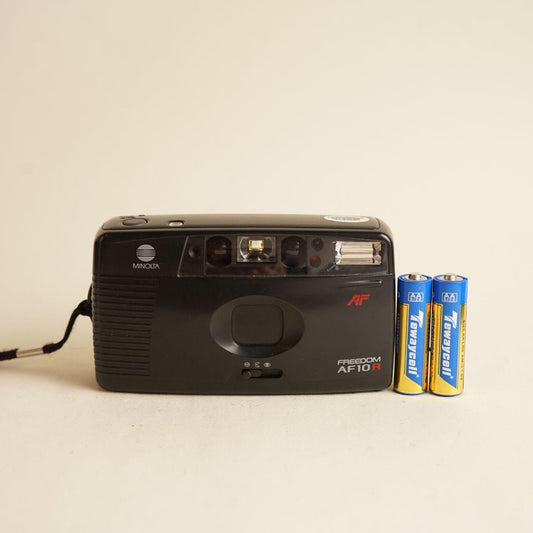 Minolta Freedom AF10R Film Camera | 35mm Point & Shoot | Tested & Working | Black
