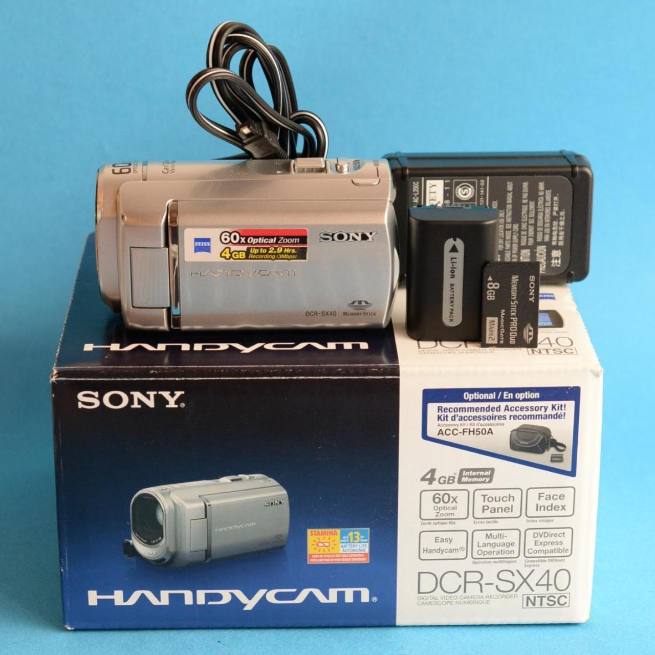 Sony Handycam DCR-SX40 Digital Camcorder | Tested & Working | Silver