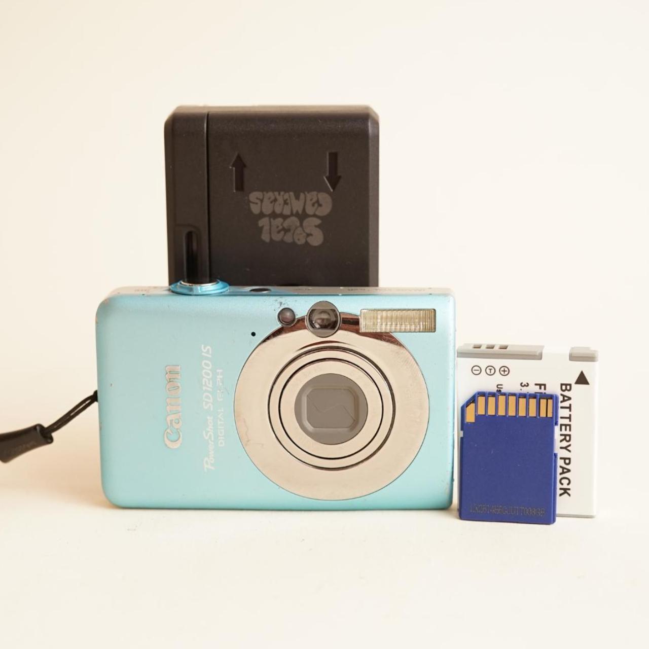 Canon PowerShot SD1200 IS Digital Camera | 10MP | Tested & Working | Blue