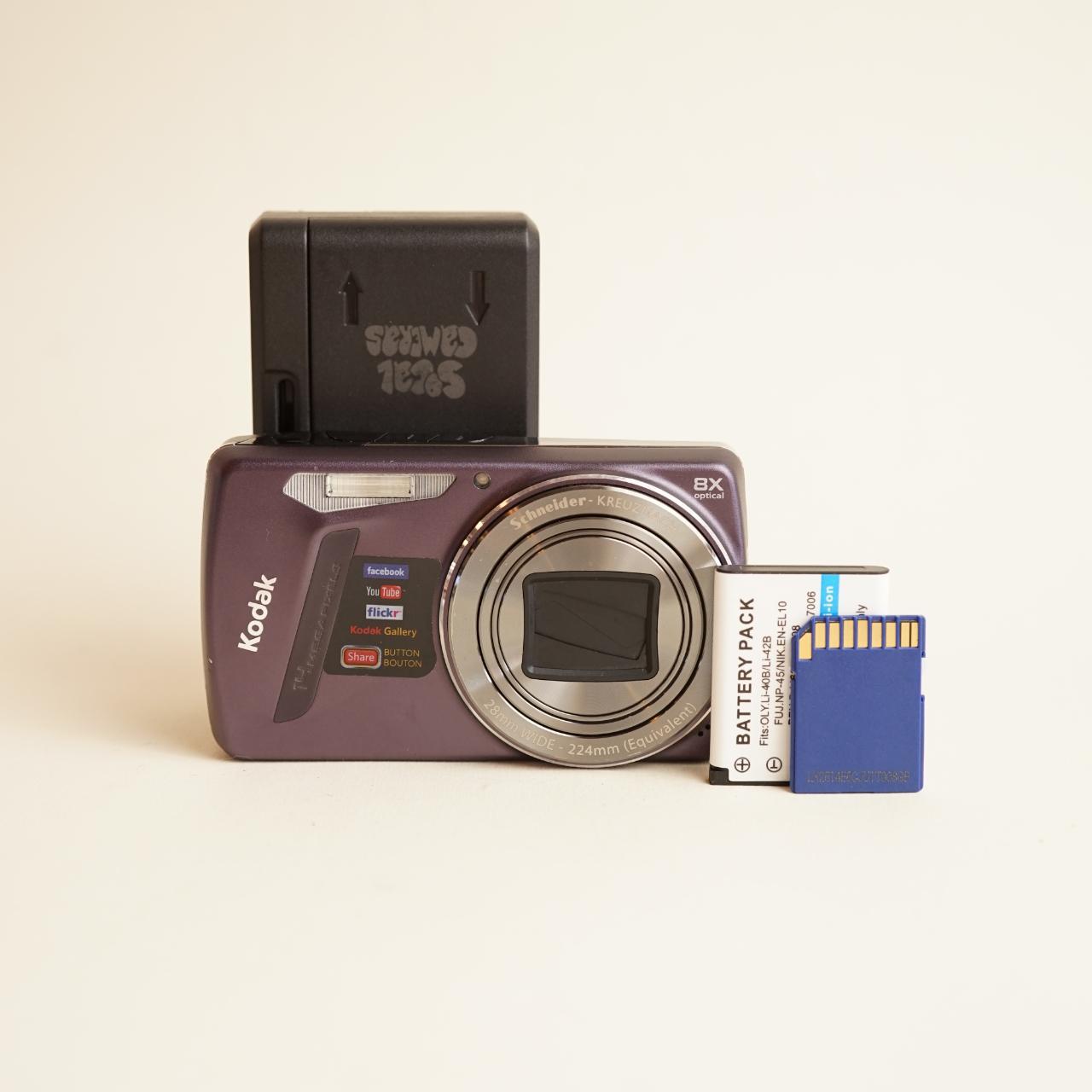 Kodak EasyShare M580 | 14MP | Tested & Working | Purple