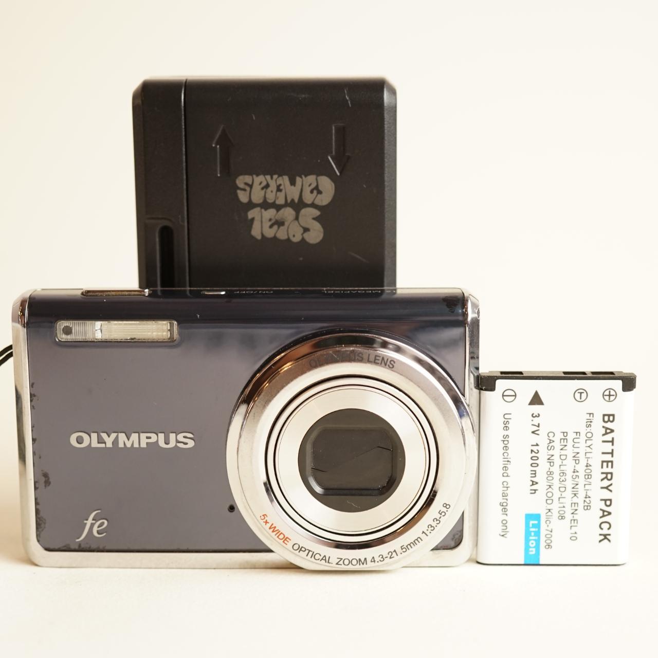 Olympus FE-5020 Digital Camera | 12MP | Tested & Working | Grey & Silver