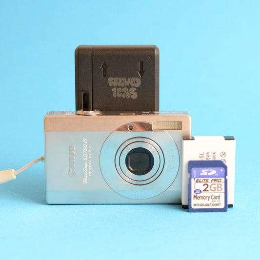 Canon PowerShot SD790 IS Digital Camera | 10MP | Tested & Working | Silver