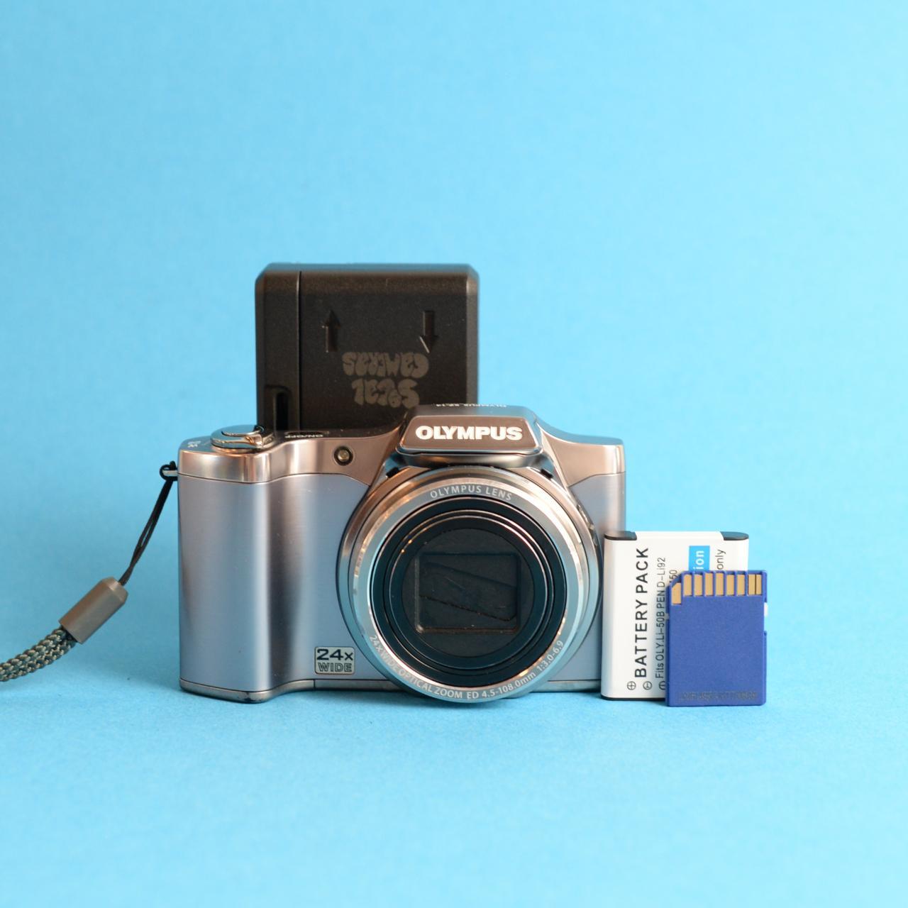 Olympus SZ-14 Digital Camera | 14MP | Tested & Working | Silver