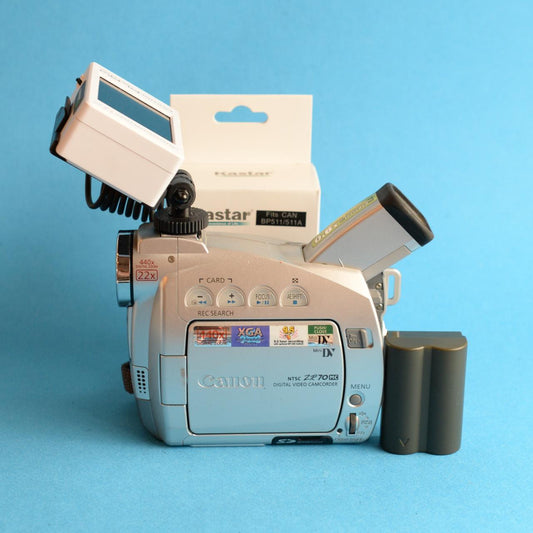 Canon ZR70 Digital Camcorder with Tapeless Accessories | Camcorder | Tested & Working | Silver