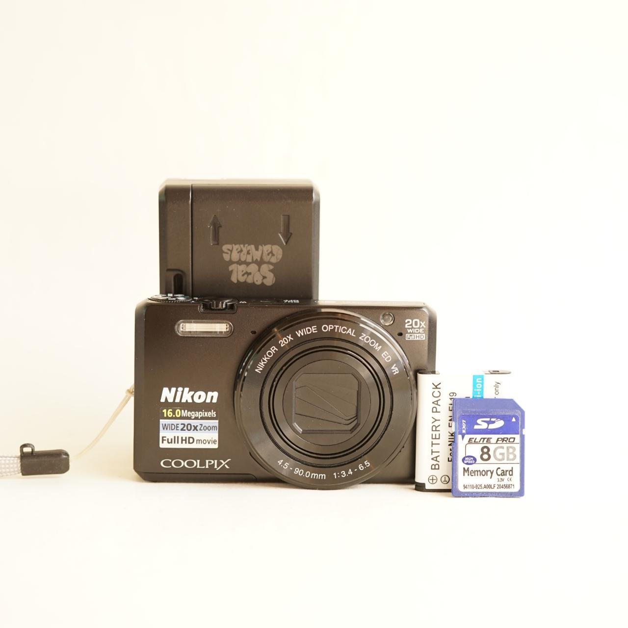 Nikon Coolpix S7000 Digital Camera | 16.0MP | Tested & Working