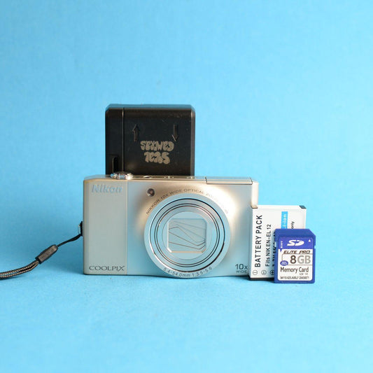 Nikon Coolpix S8000 Digital Camera | 14.2MP | Tested & Working | Silver