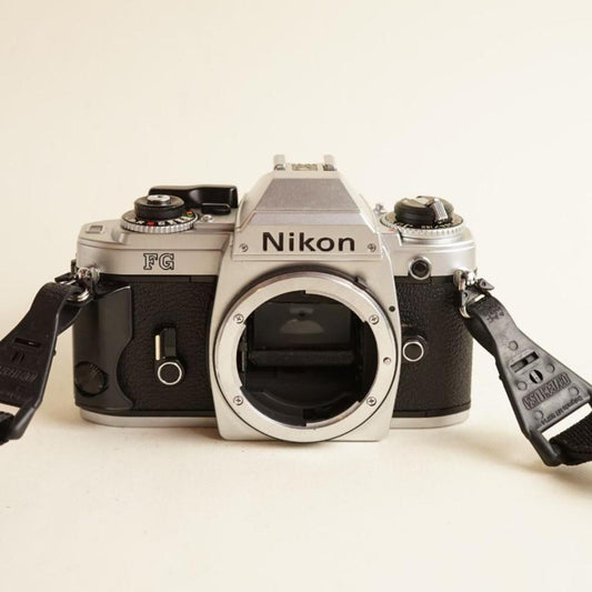 Nikon FG 35mm SLR Film Camera | Tested & Working | Black & Silver