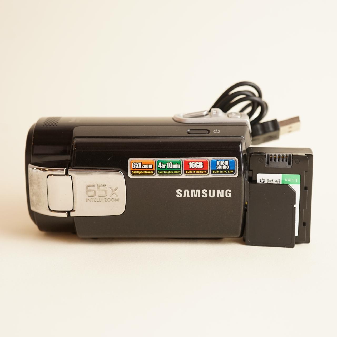 Samsung SMX-F44BN Digital Camcorder | Tested & Working | Black