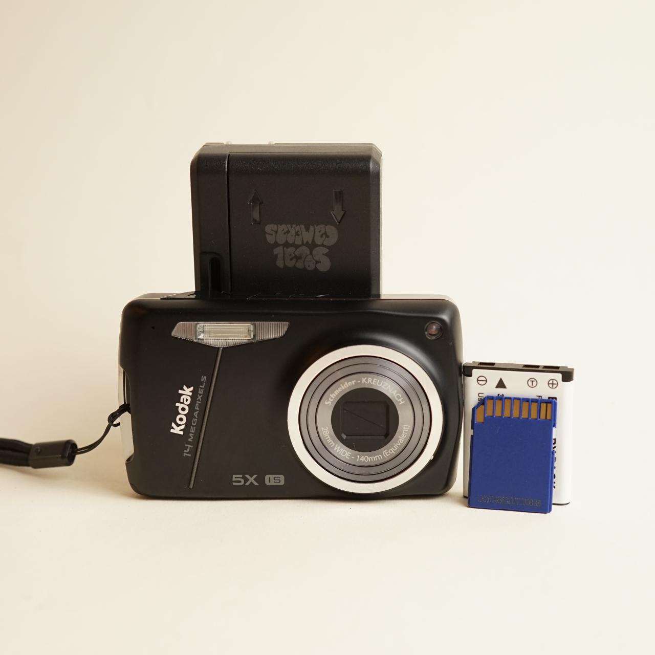 Kodak EasyShare M575 Digital Camera | 14MP | Tested & Working | Black