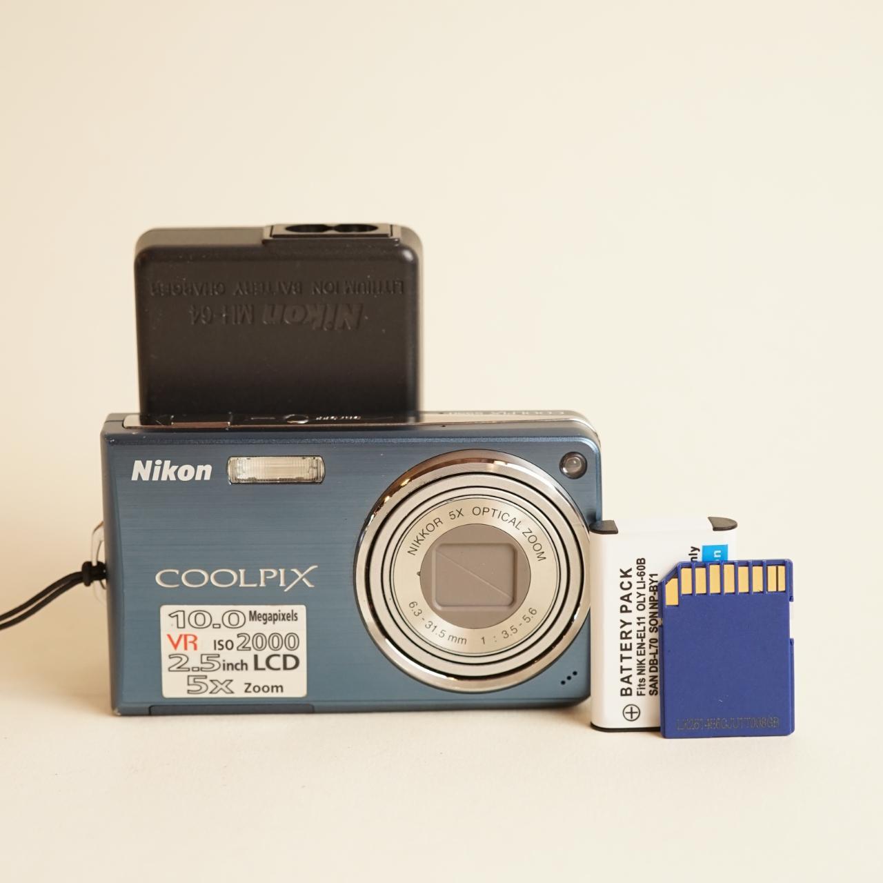Nikon Coolpix S550 Digital Camera | 10MP | Read Description | Blue