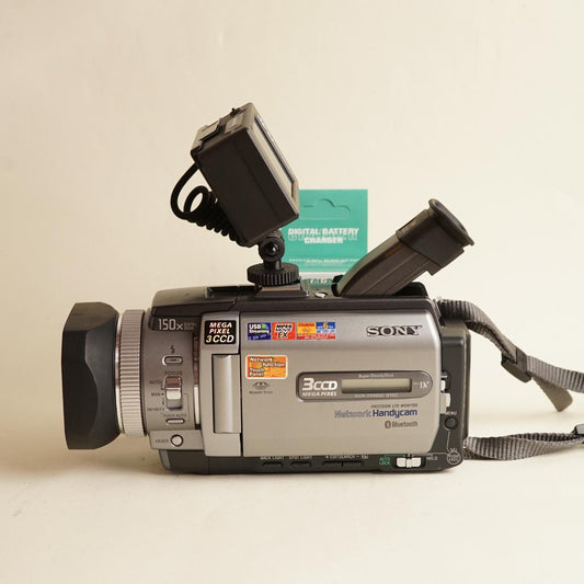 Sony Handycam DCR-TRV950 Camcorder with Tapeless Setup | Tested & Working | Silver