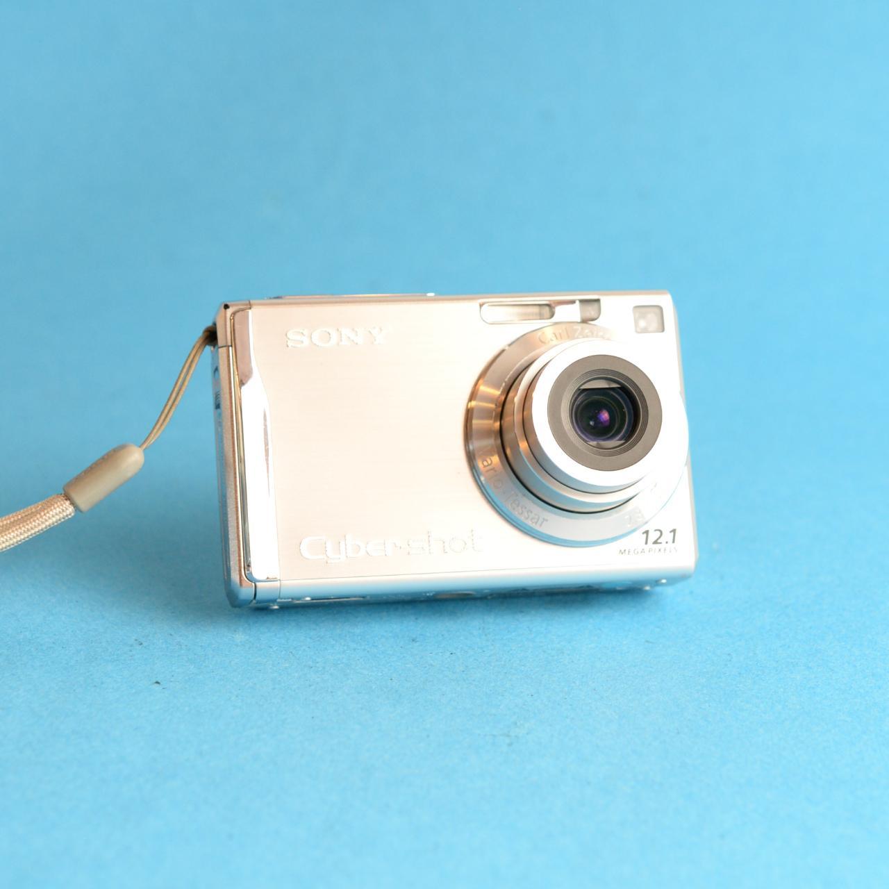 Sony Cyber-shot DSC-W200 Digital Camera | 12.1MP | Tested & Working | Silver