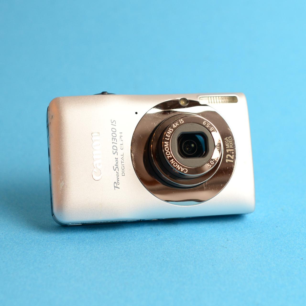 Canon PowerShot SD1300 IS Digital Camera | 12.1MP | Tested & Working | Silver