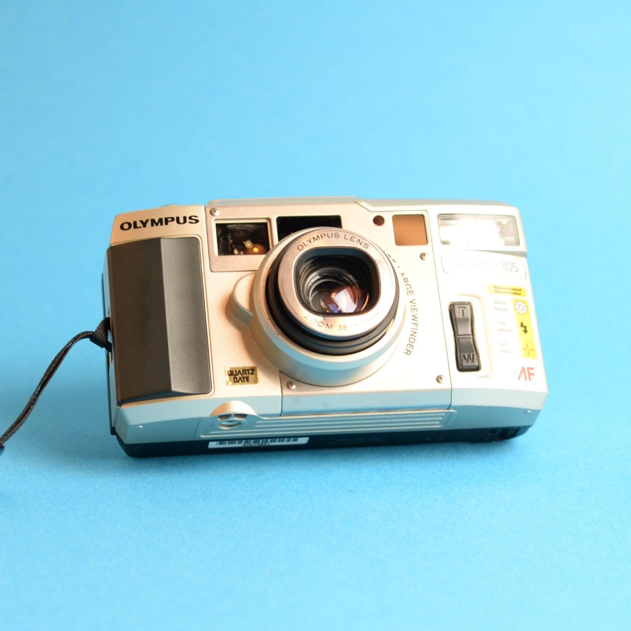 Olympus Superzoom 105 Film Camera | 35mm Point & Shoot | Read Description | Silver