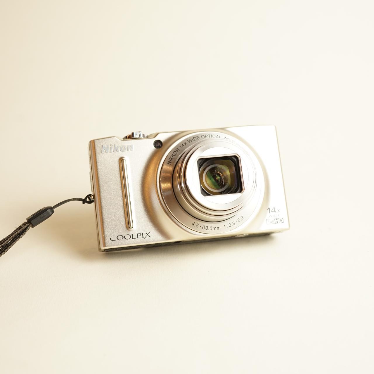 Nikon Coolpix S8200 Digital Camera | 16.1MP | Tested & Working | Silver