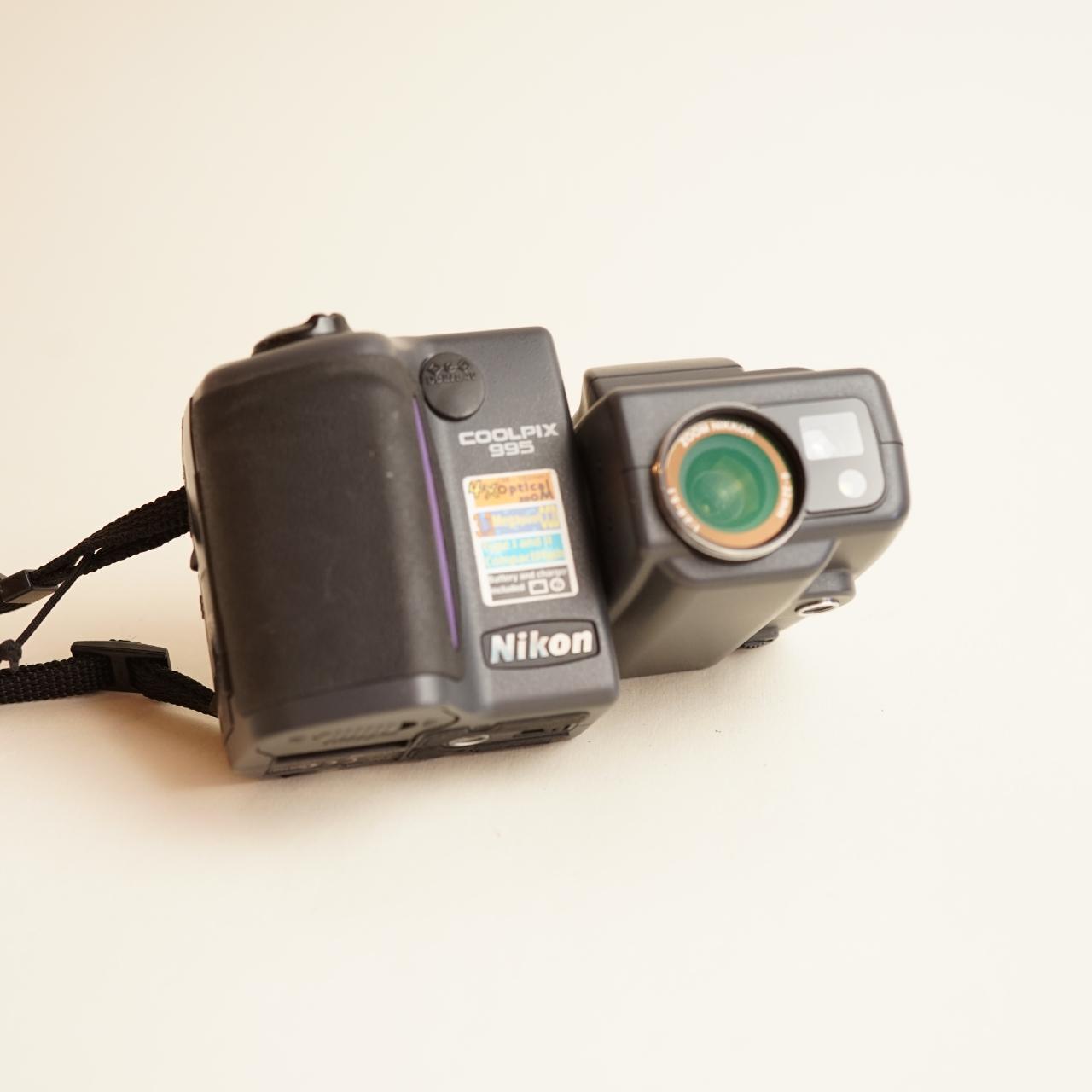 Nikon Coolpix 995 Digital Camera | 3.34MP | Tested & Working | Grey