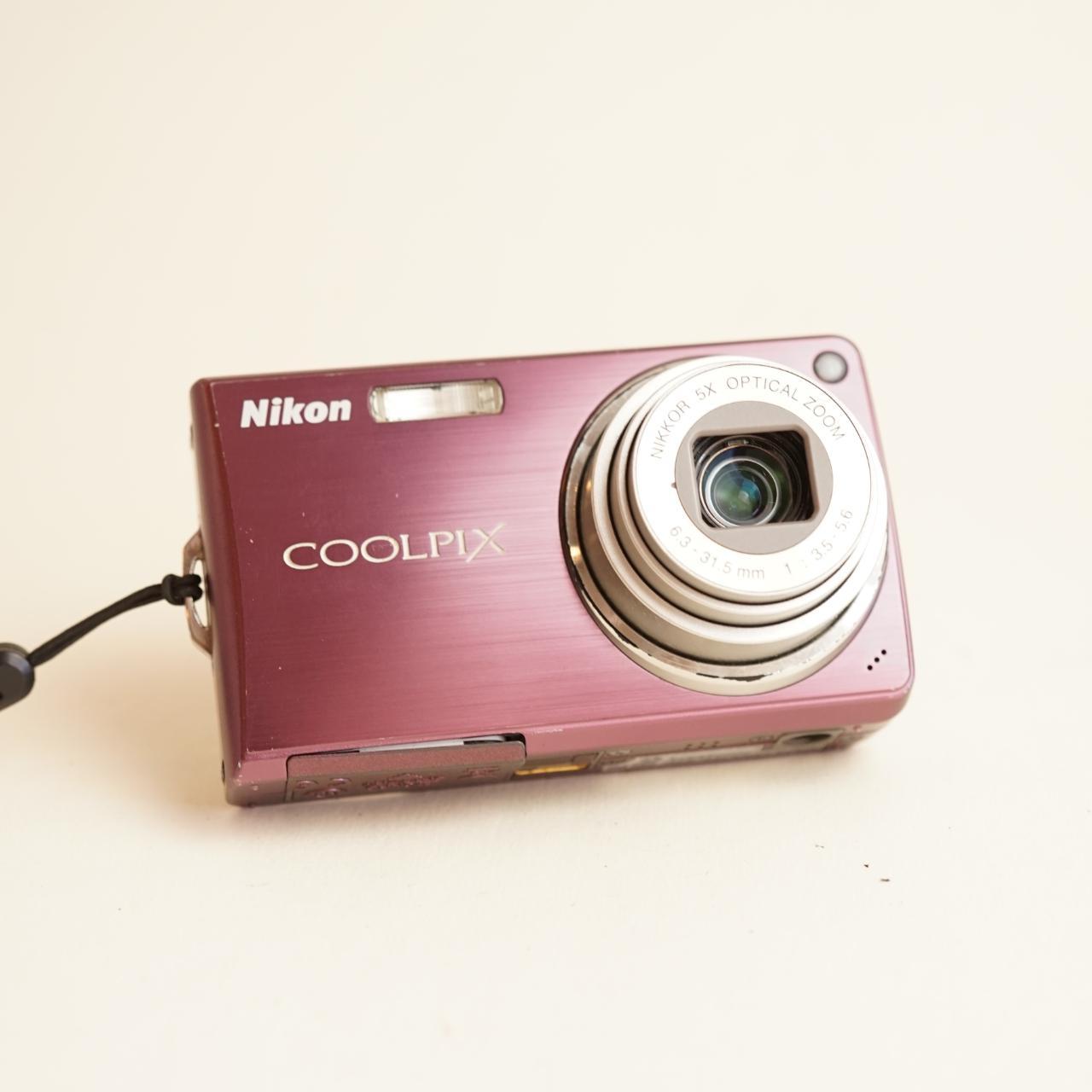 Nikon Coolpix S550 Digital Camera | 10.0MP | Tested & Working | Maroon