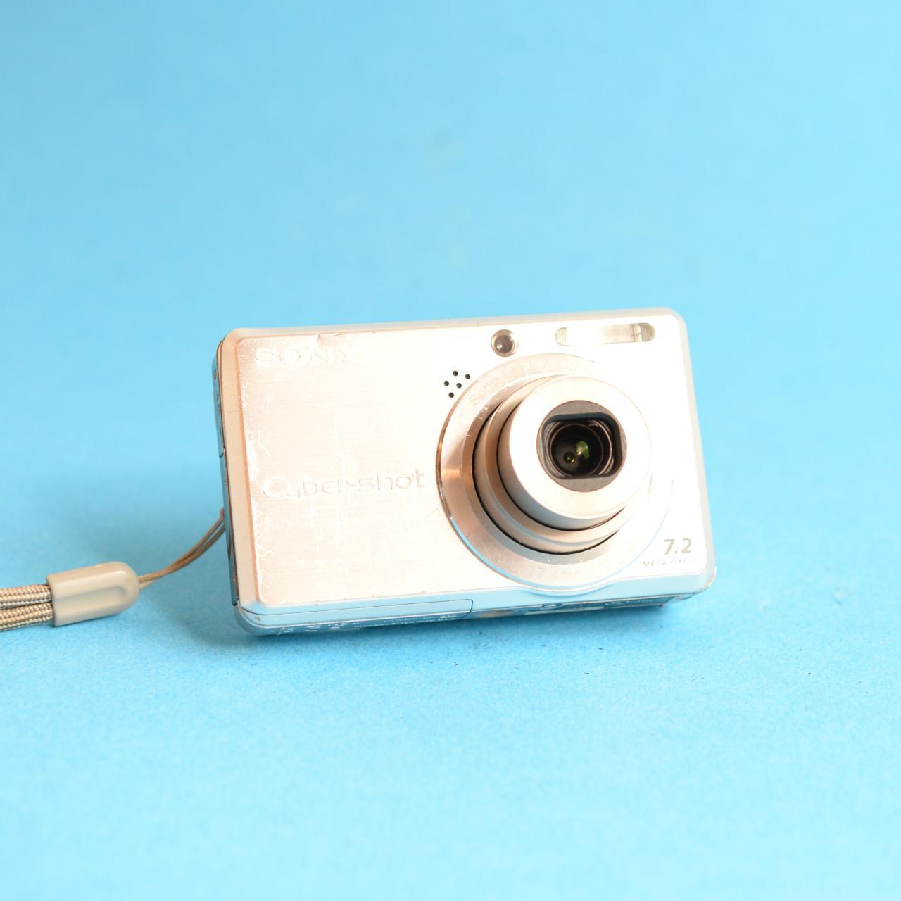 Sony CyberShot DSC-S750 Digital Camera | 7.2MP | Tested & Working | Silver