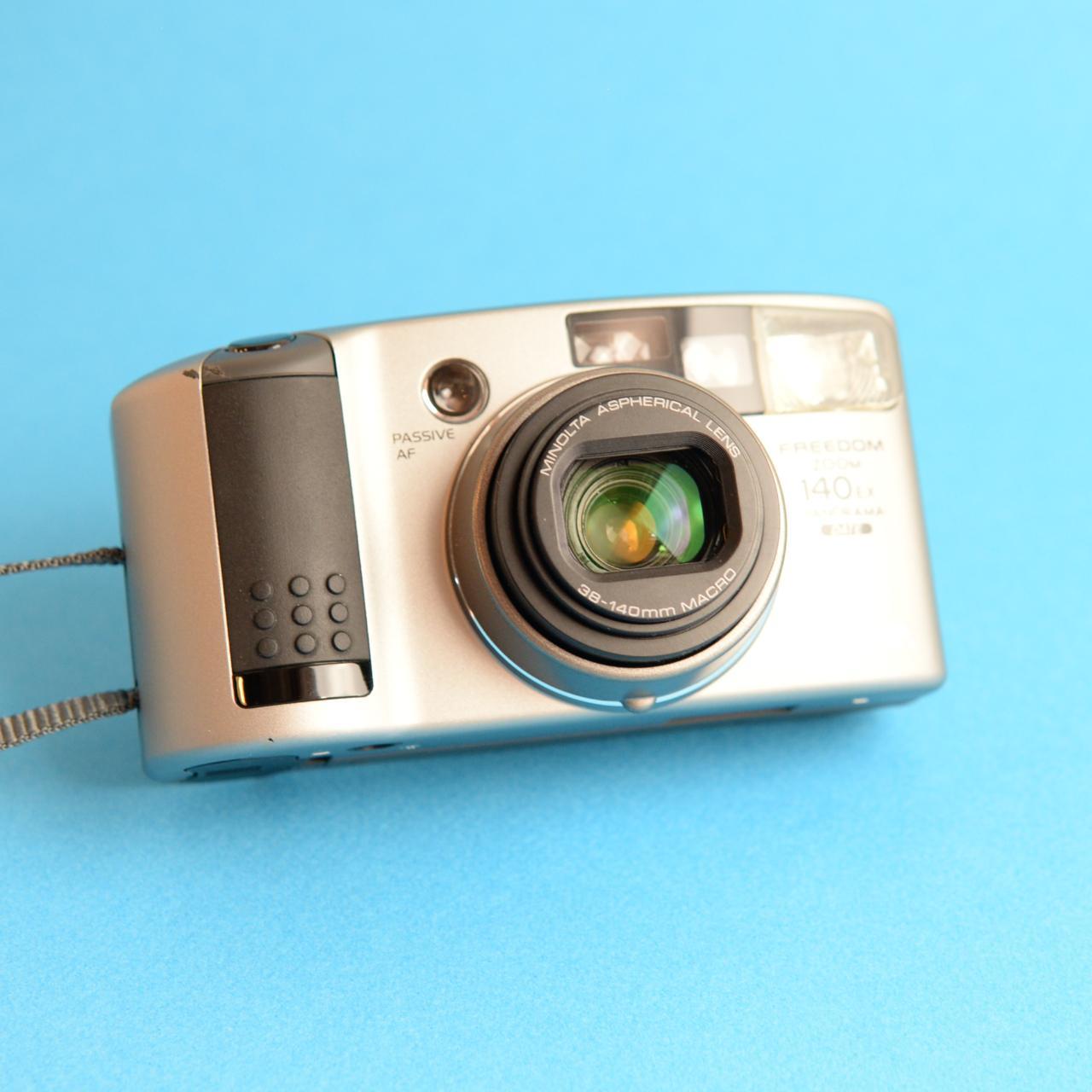 Minolta Freedom Zoom 140EX | 35mm Point & Shoot Film Camera | Tested & Working | Silver