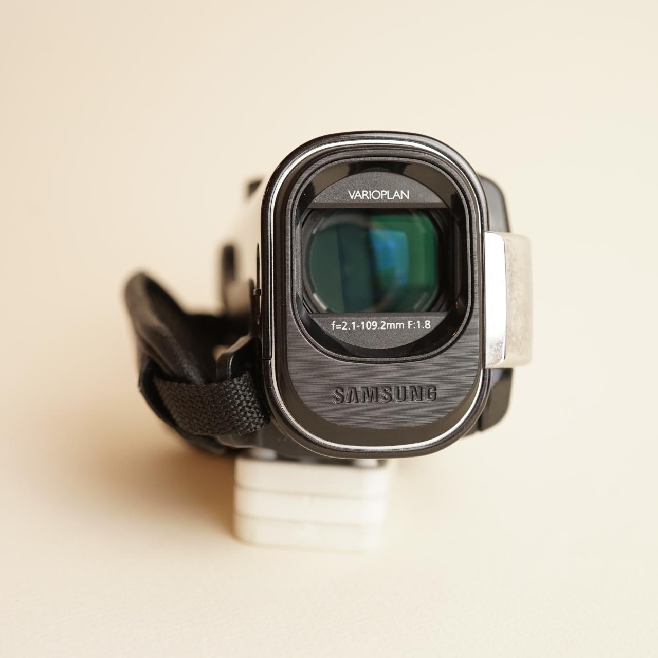 Samsung SMX-F44BN Digital Camcorder | Tested & Working | Black