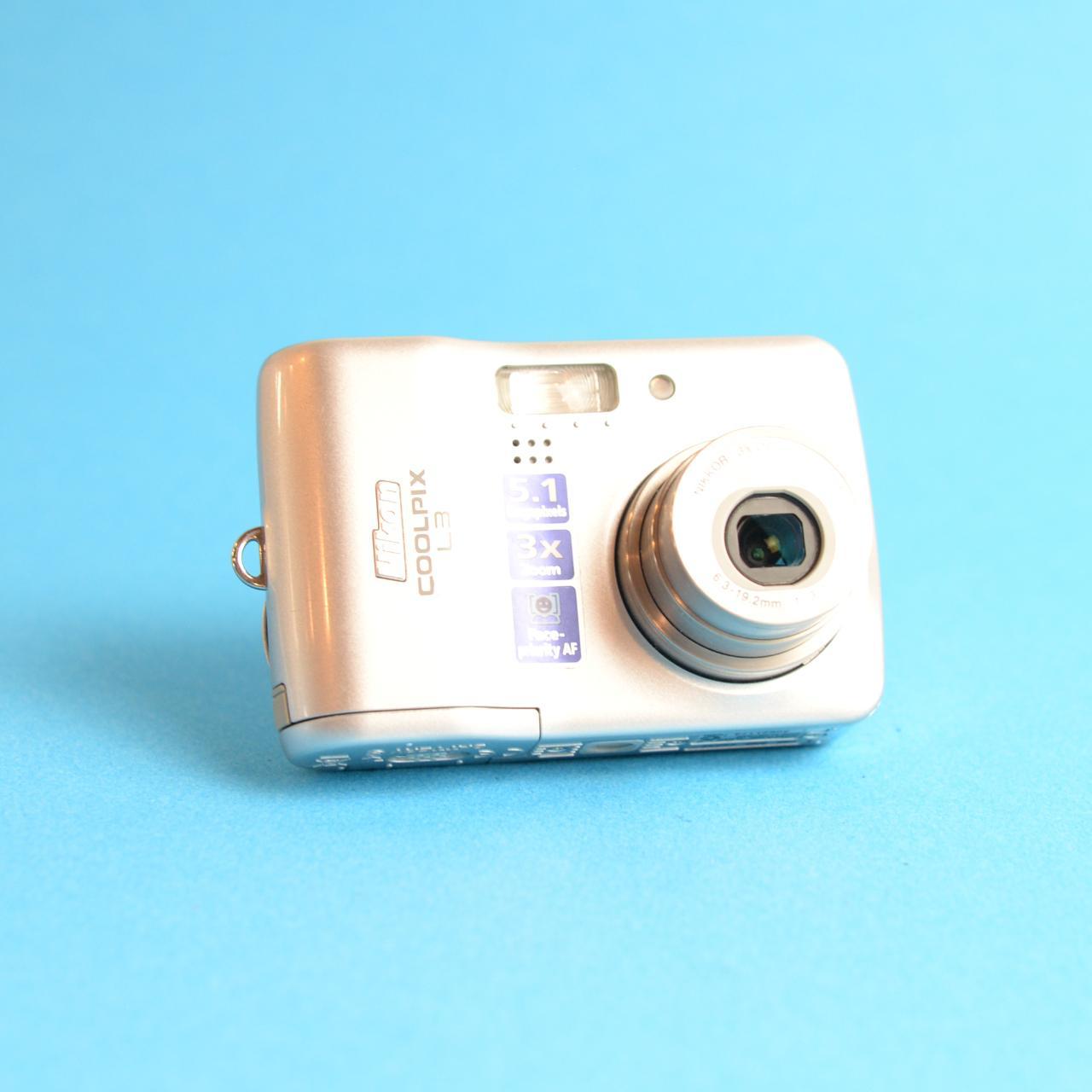 Nikon Coolpix L3 Digital Camera | 5.1MP | Tested & Working | Silver