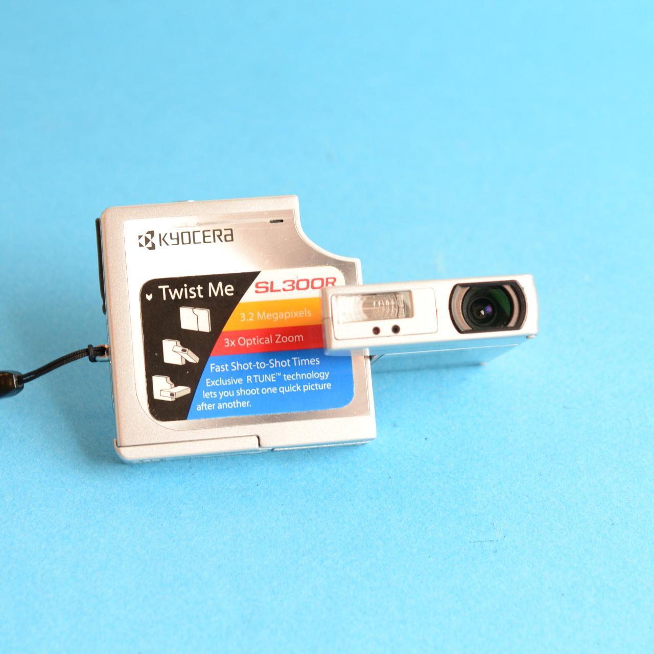 Kyocera Finecam 300SL Digital Camera | 3.2MP | Tested & Working | Silver