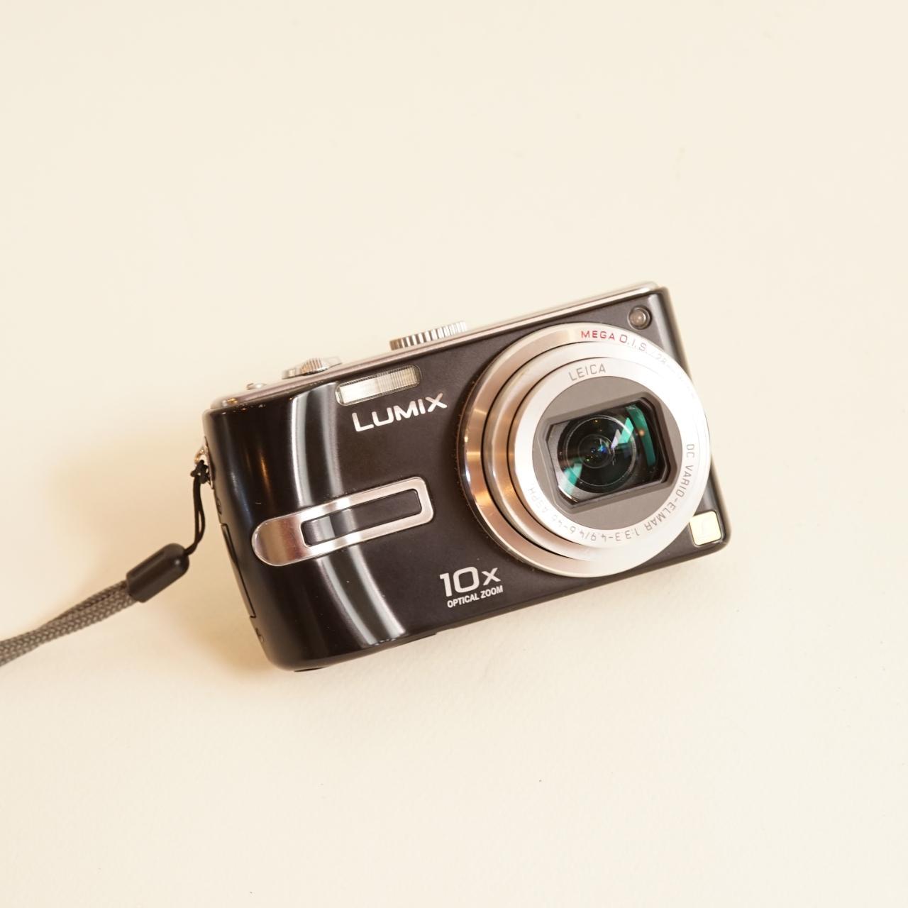 Panasonic Lumix DMC-TZ3 Digital Camera | 7.2MP | Read Description | Black