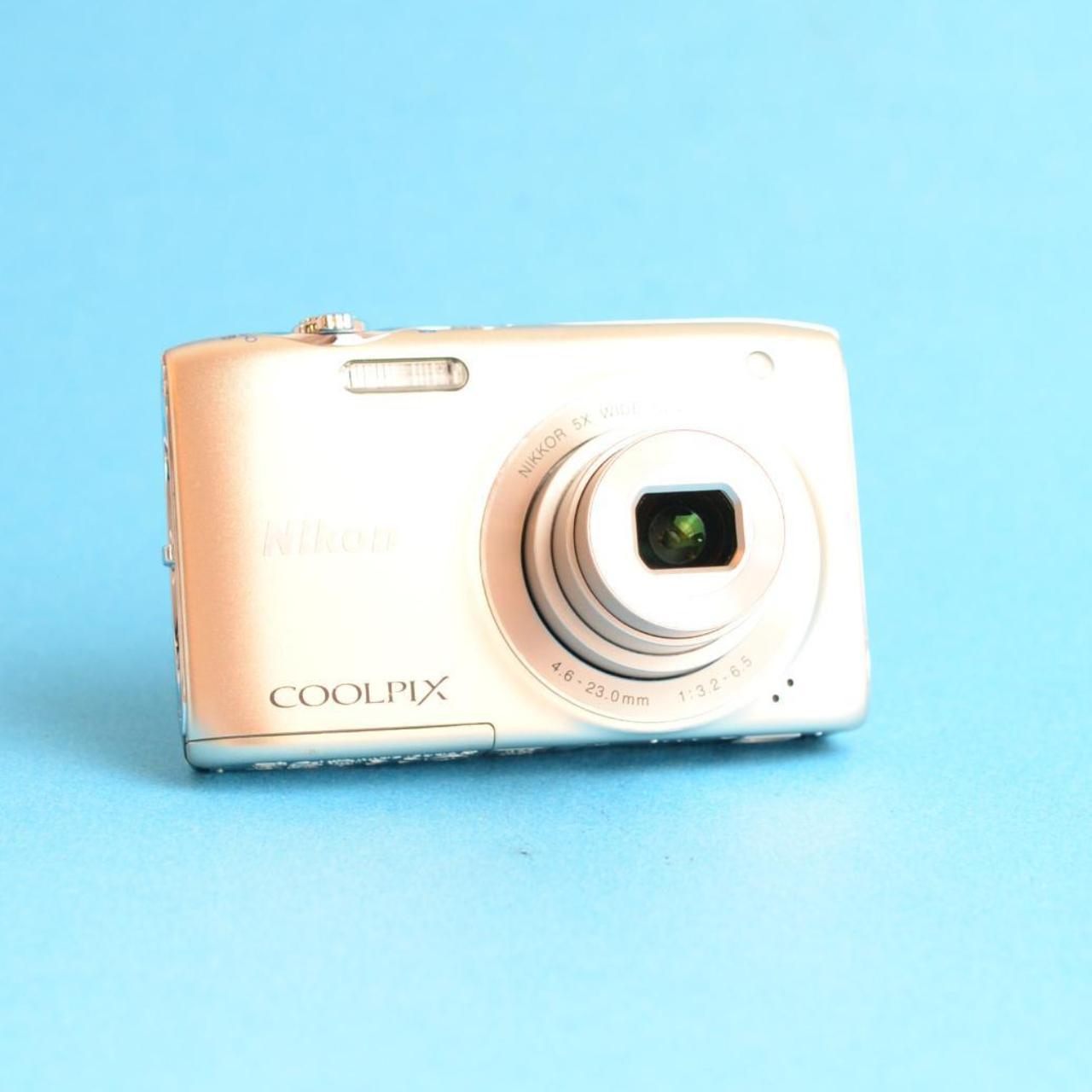 Nikon Coolpix S3100 Digital Camera | 14MP | Tested & Working | Silver