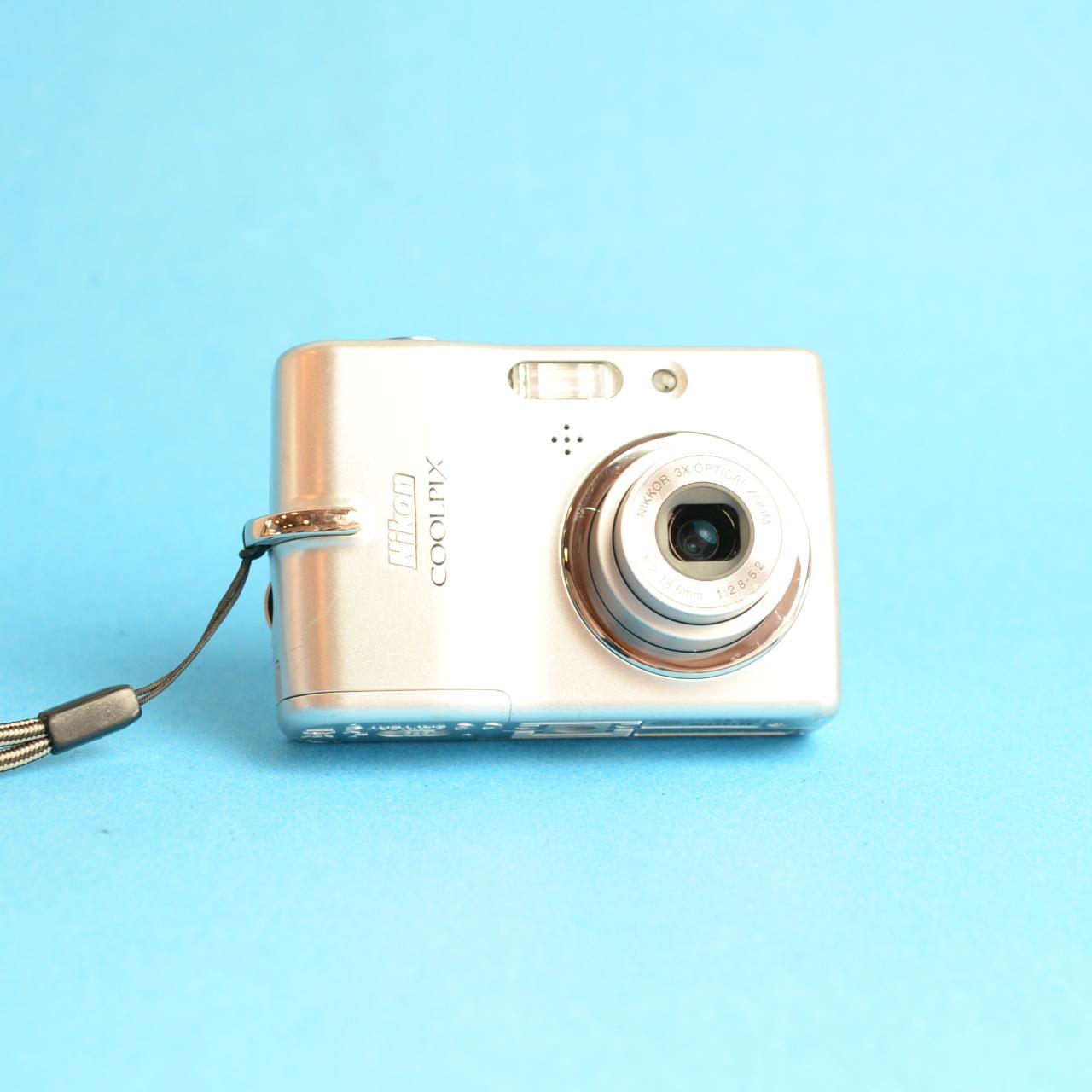 Nikon Coolpix L10 Digital Camera | 5.0MP | Tested & Working | Silver