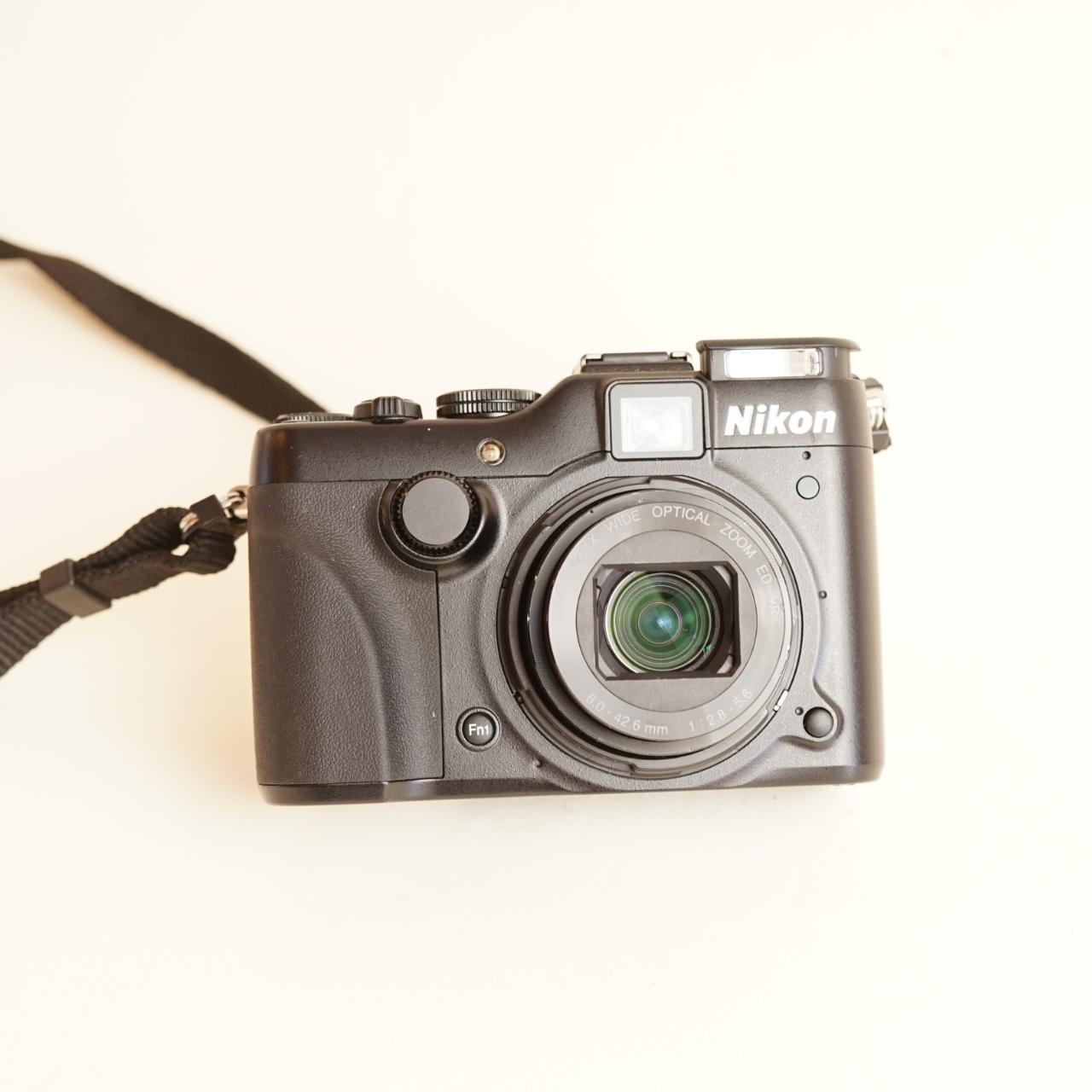 Nikon Coolpix P7100 Digital Camera | 10.1MP | Tested & Working | Black