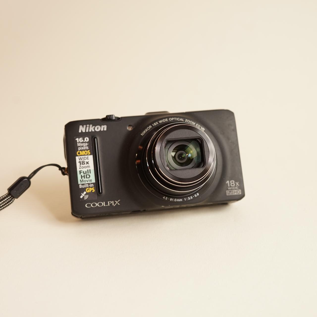 Nikon Coolpix S9300 Digital Camera | 16MP | Read Description | Black