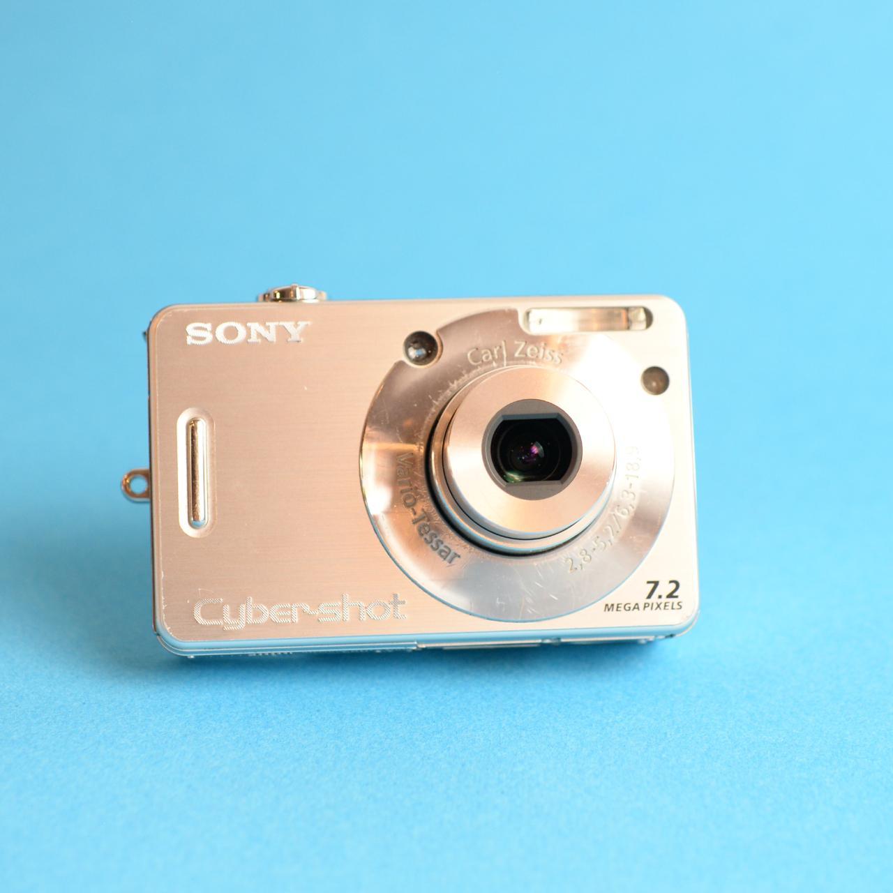 Sony Cyber-shot DSC-W70 Digital Camera | 7.2MP | Tested & Working | Silver