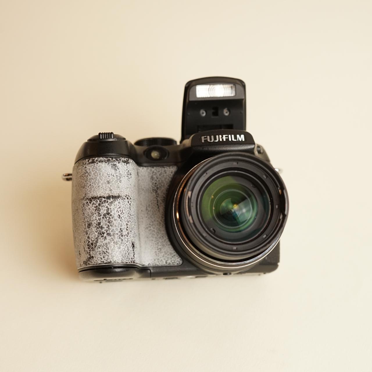 Fujifilm FinePix S1500 Digital Camera | 10MP | Tested & Working | Black