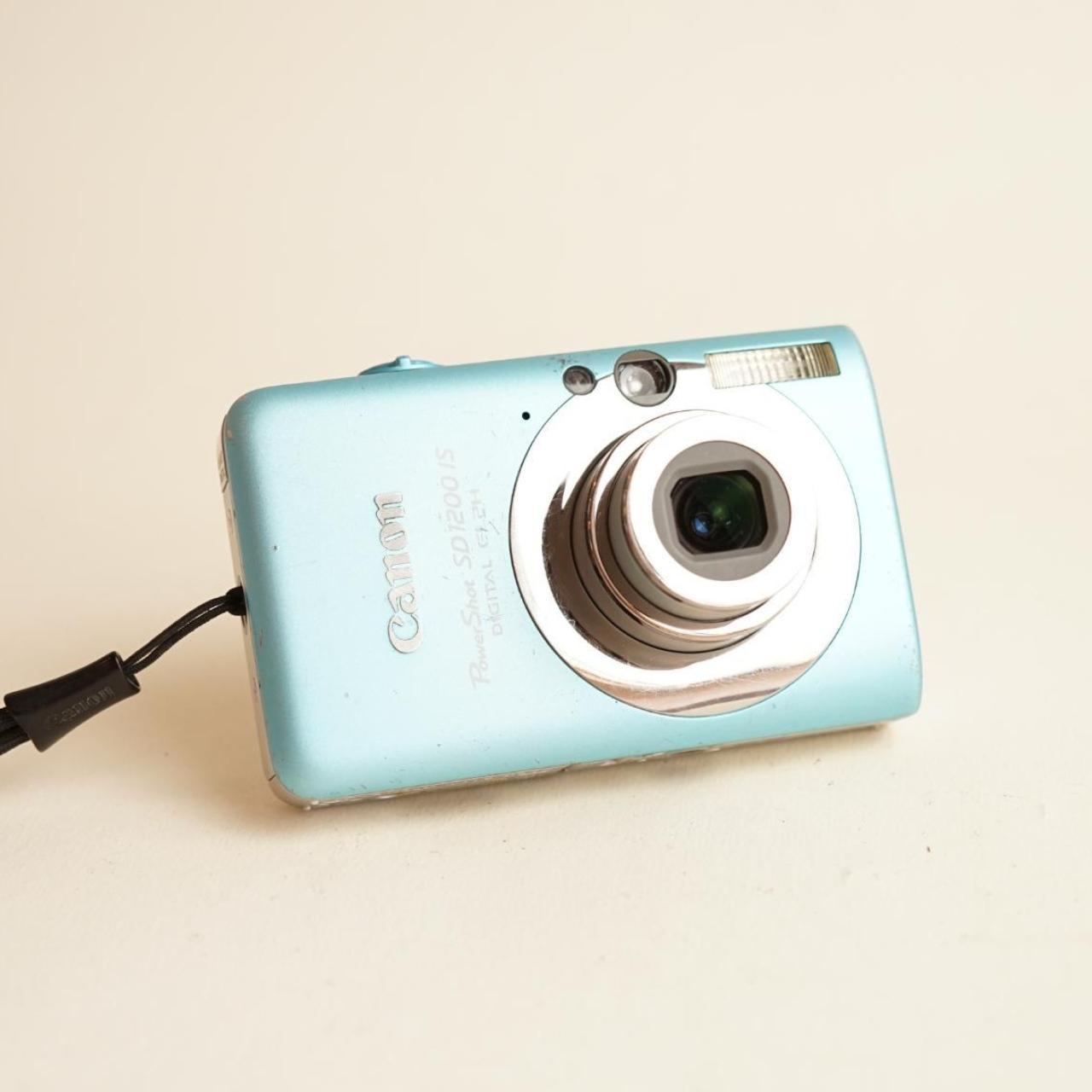 Canon PowerShot SD1200 IS Digital Camera | 10MP | Tested & Working | Blue