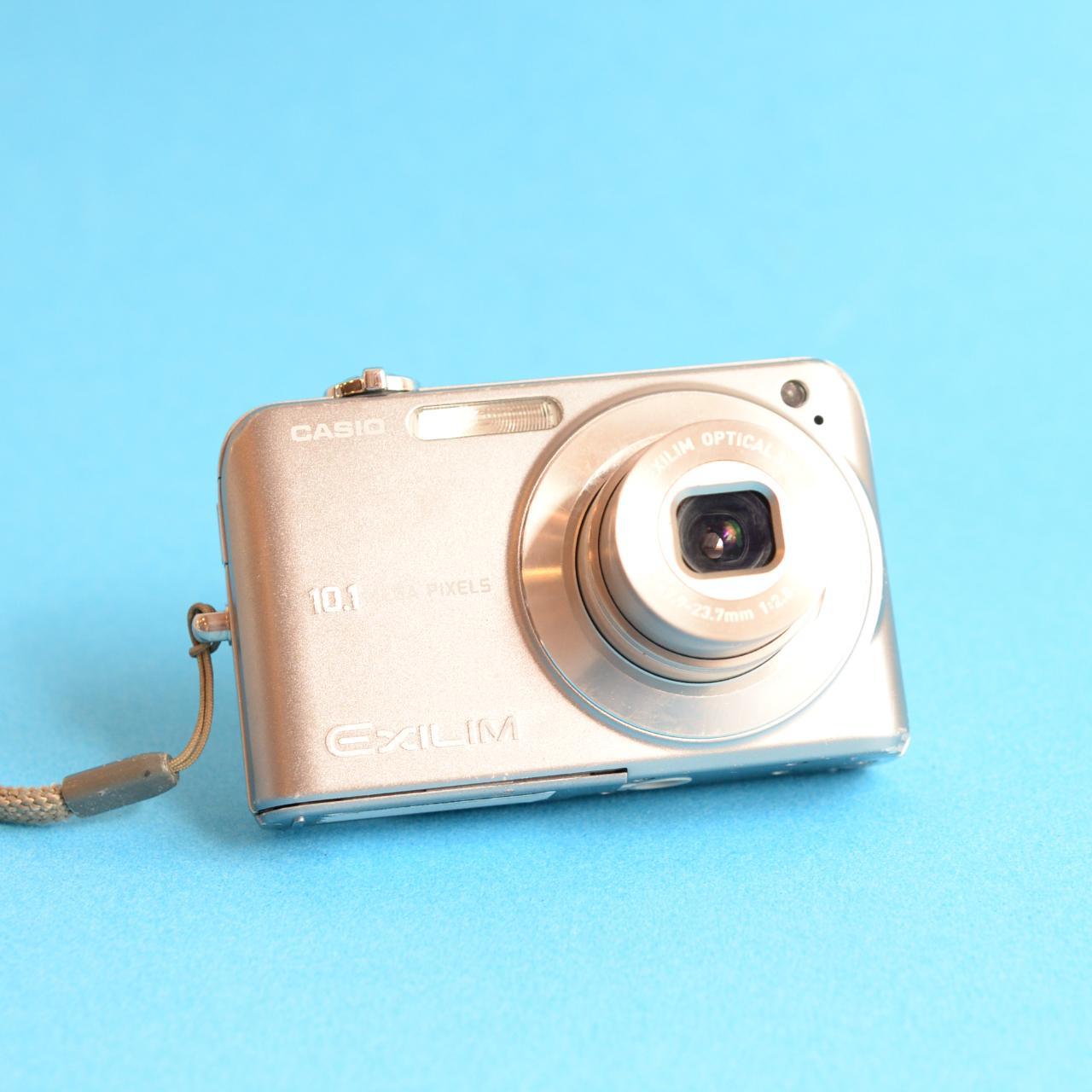 Casio Exilim EX-Z1050 Digital Camera | 10.1MP | Tested & Working | Silver