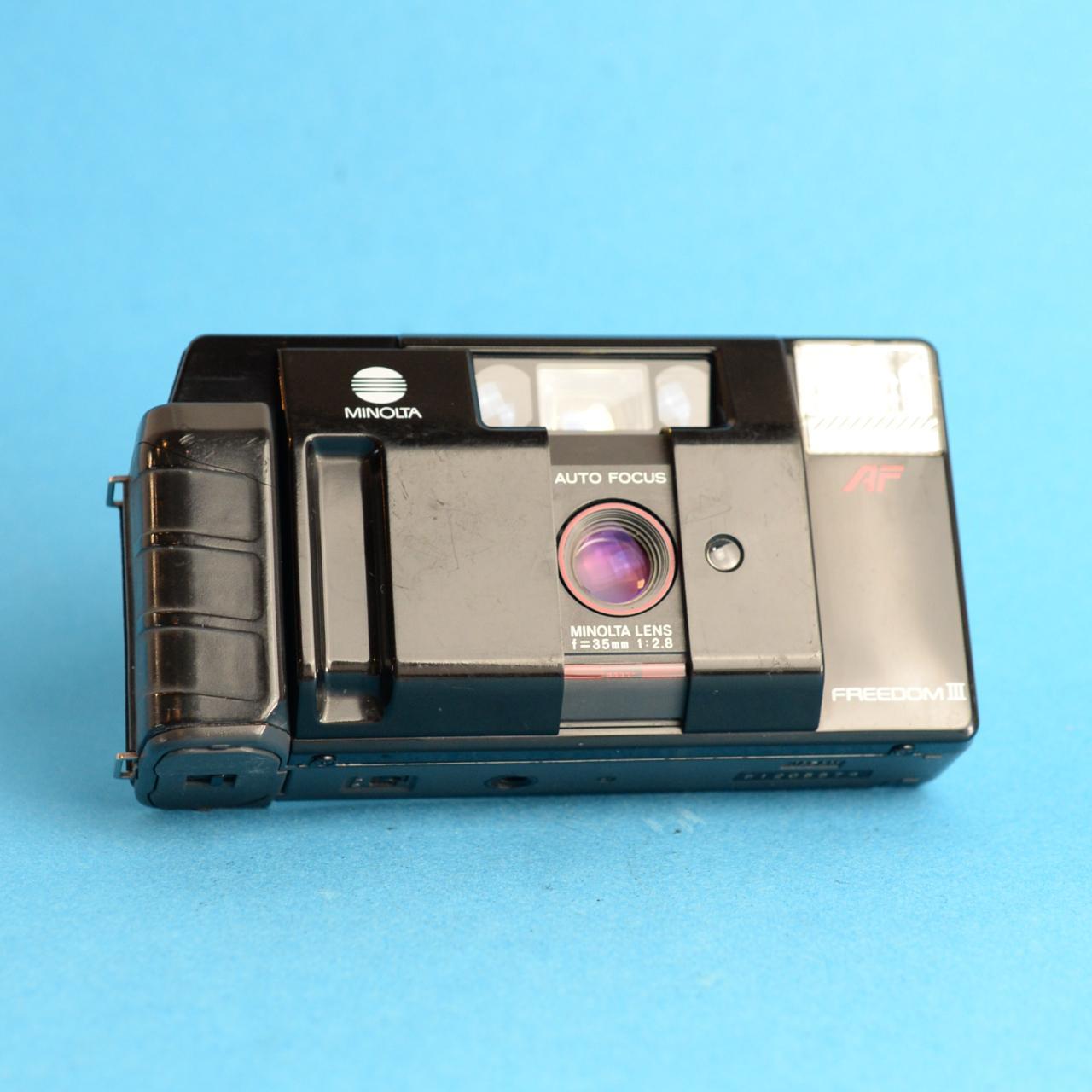 Minolta Freedom III Film Camera | 35mm Point & Shoot | Tested & Working | Black