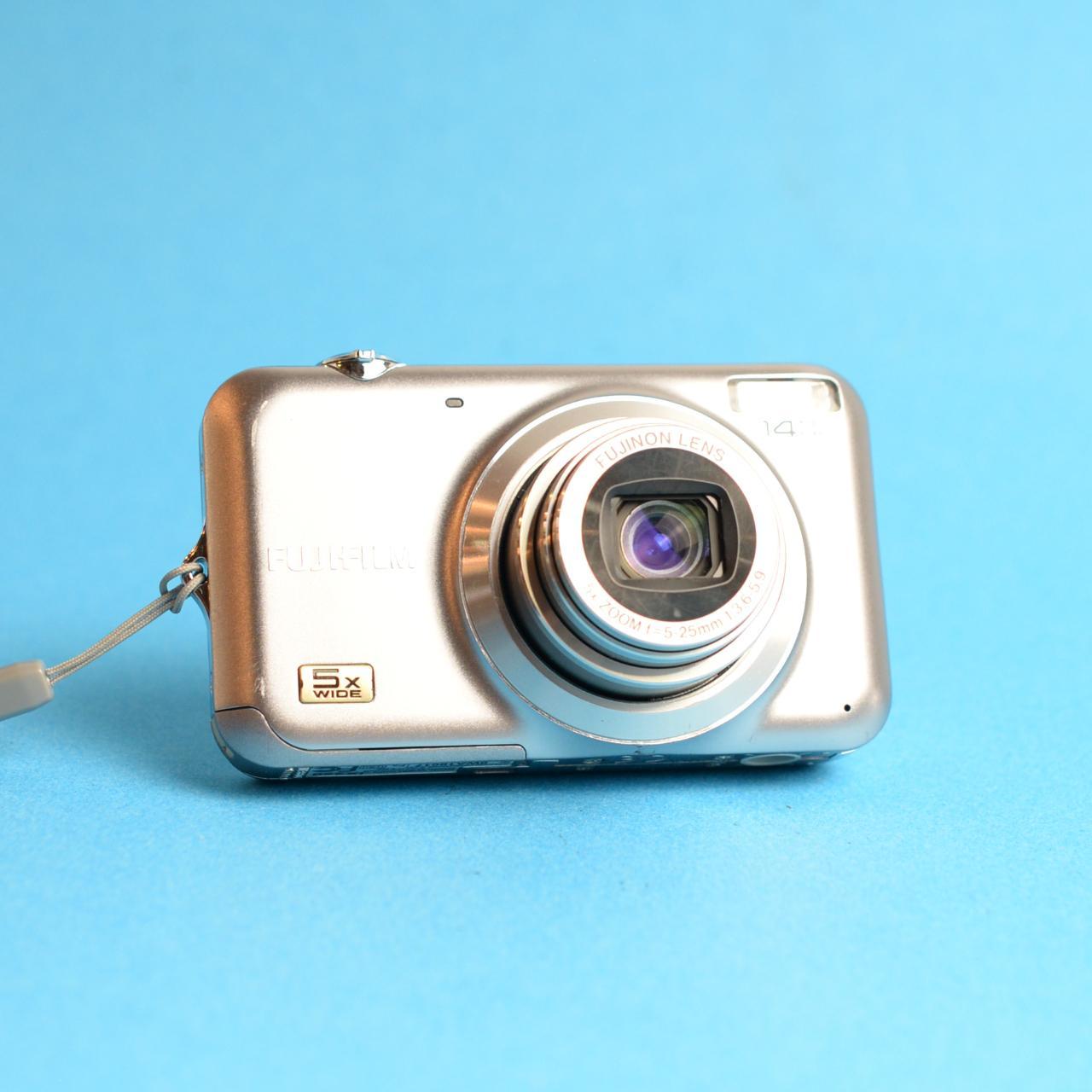 Fujifilm FinePix JX250 Digital Camera | 14MP | Tested & Working | Silver