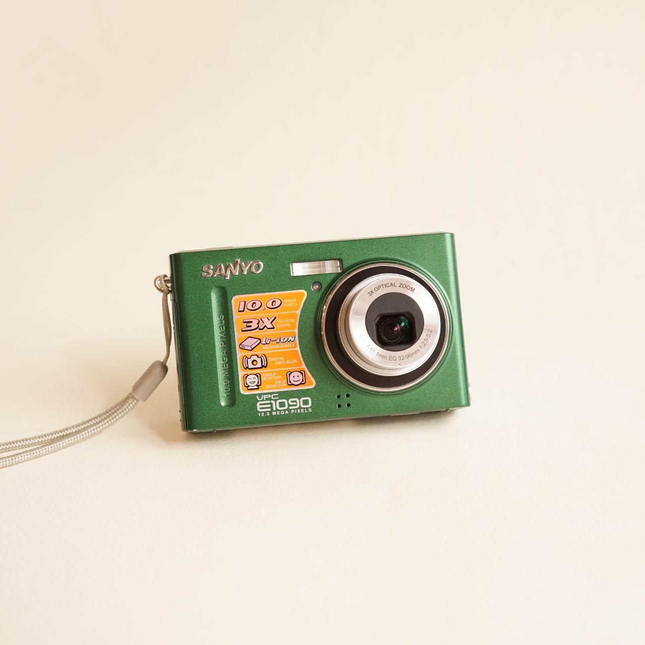 Sanyo VPC-E1090G Digital Camera | 10.0MP | Tested & Working | Green