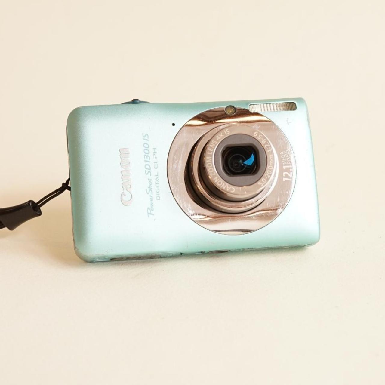 Canon PowerShot SD1300 IS Digital Camera | 12MP | Read Description | Blue