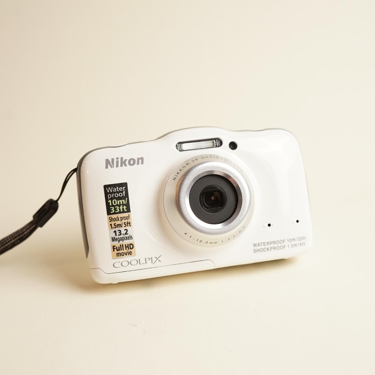 Nikon Coolpix S32 Digital Camera | 13.2MP | Tested & Working | White