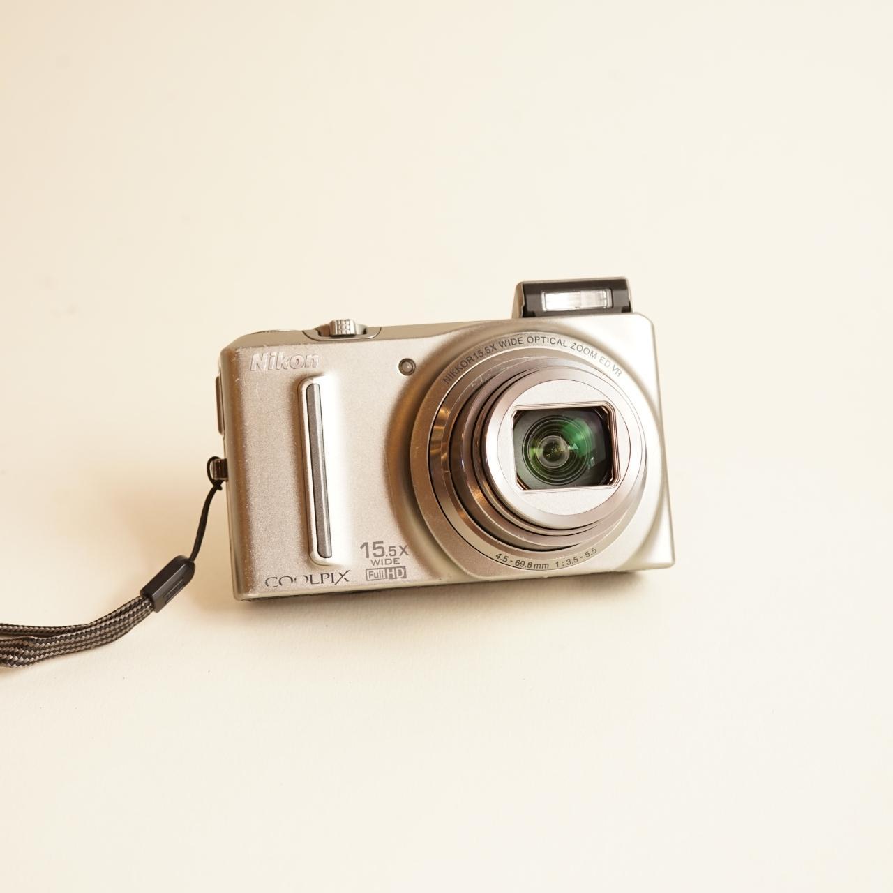 Nikon Coolpix S9050 Digital Camera | 12.1MP | Read Description | Silver