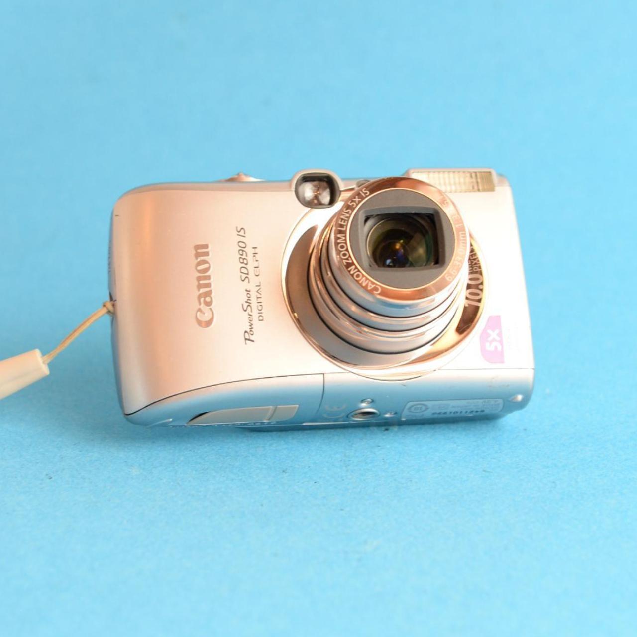 Canon PowerShot SD890 IS Digital Camera | 10MP | Tested & Working | Silver