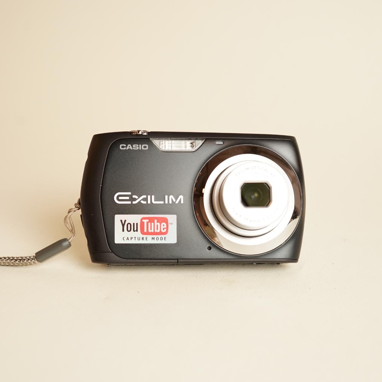 Casio Exilim EX-S8 Digital Camera | 12.1MP | Tested & Working | Black